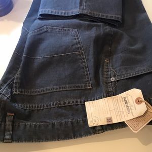 For Sale Tommy Bahama Men’s pants 34x30 . Brand new with original tags. Charcoal